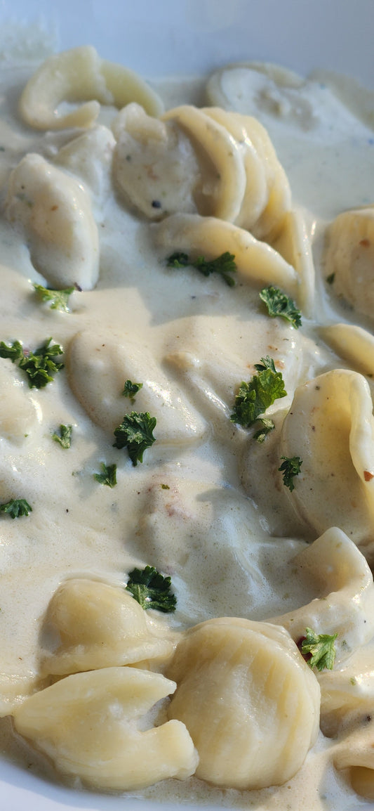 Dreamy Pesto Alfredo Sauce